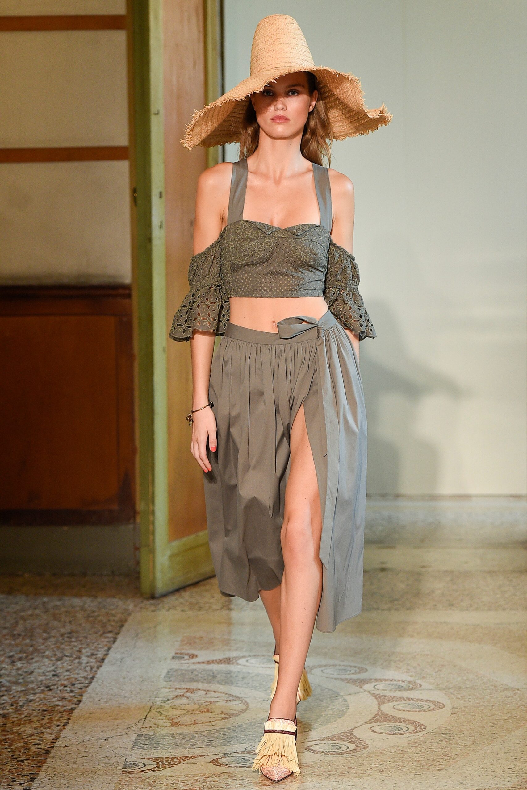 Blumarine S/S 17 Look 4