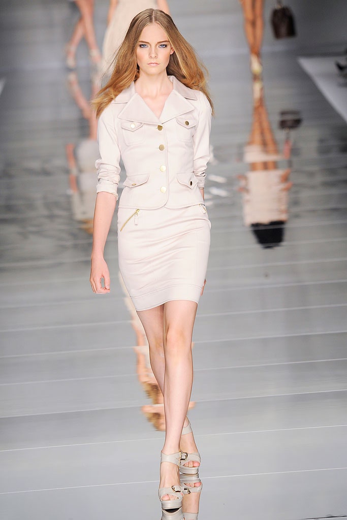 Blumarine S/S 10 Look 81