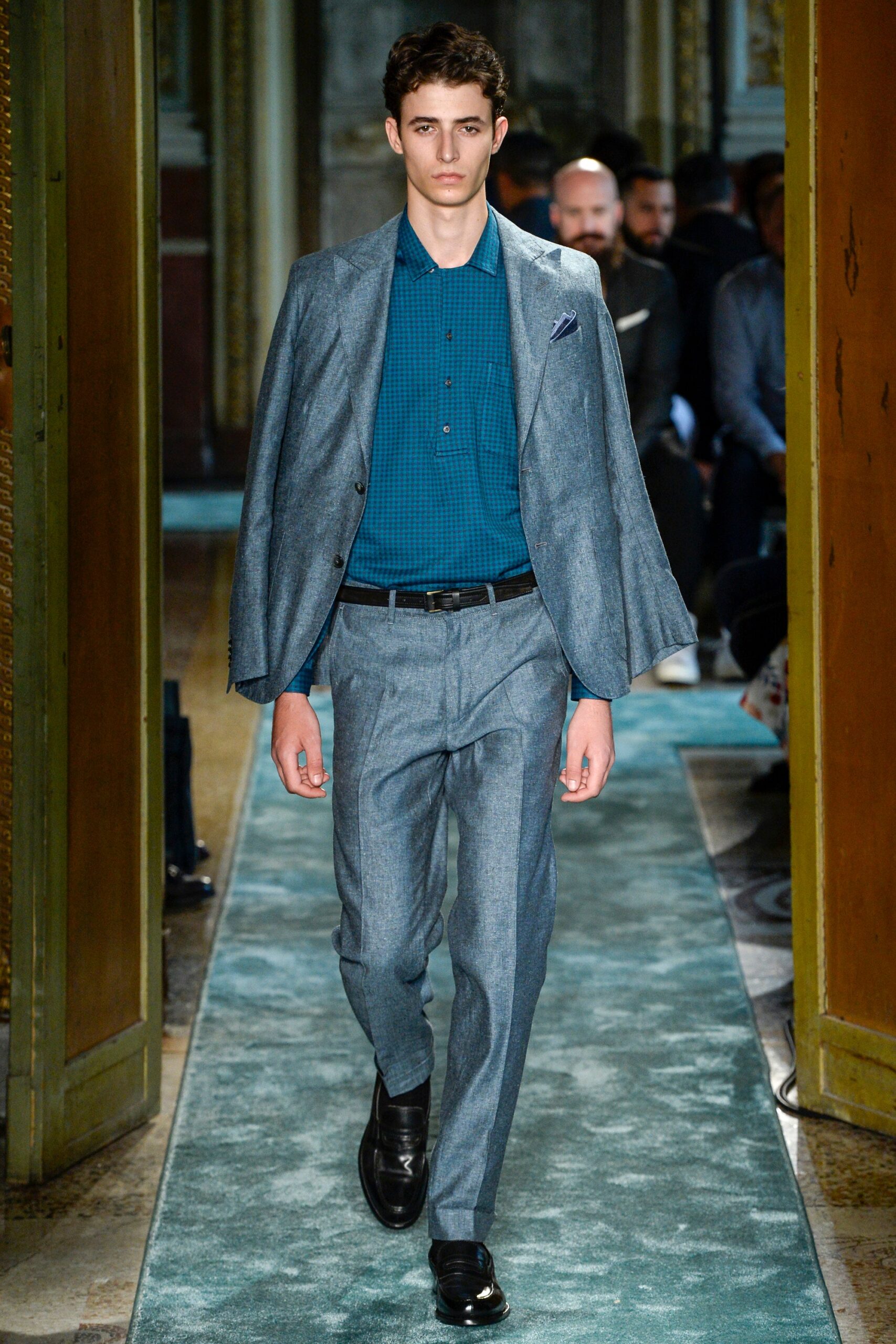 gray tailored open-front blazer