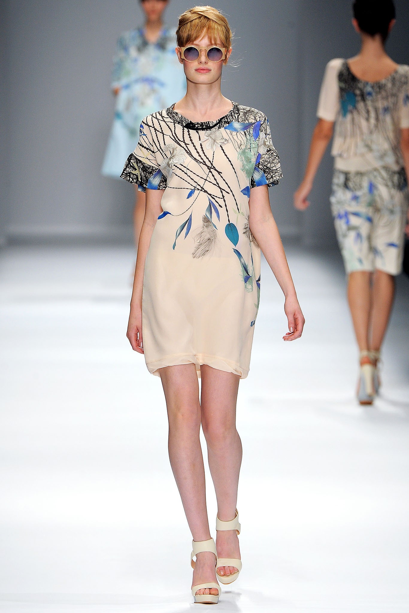 botanical print shift dress