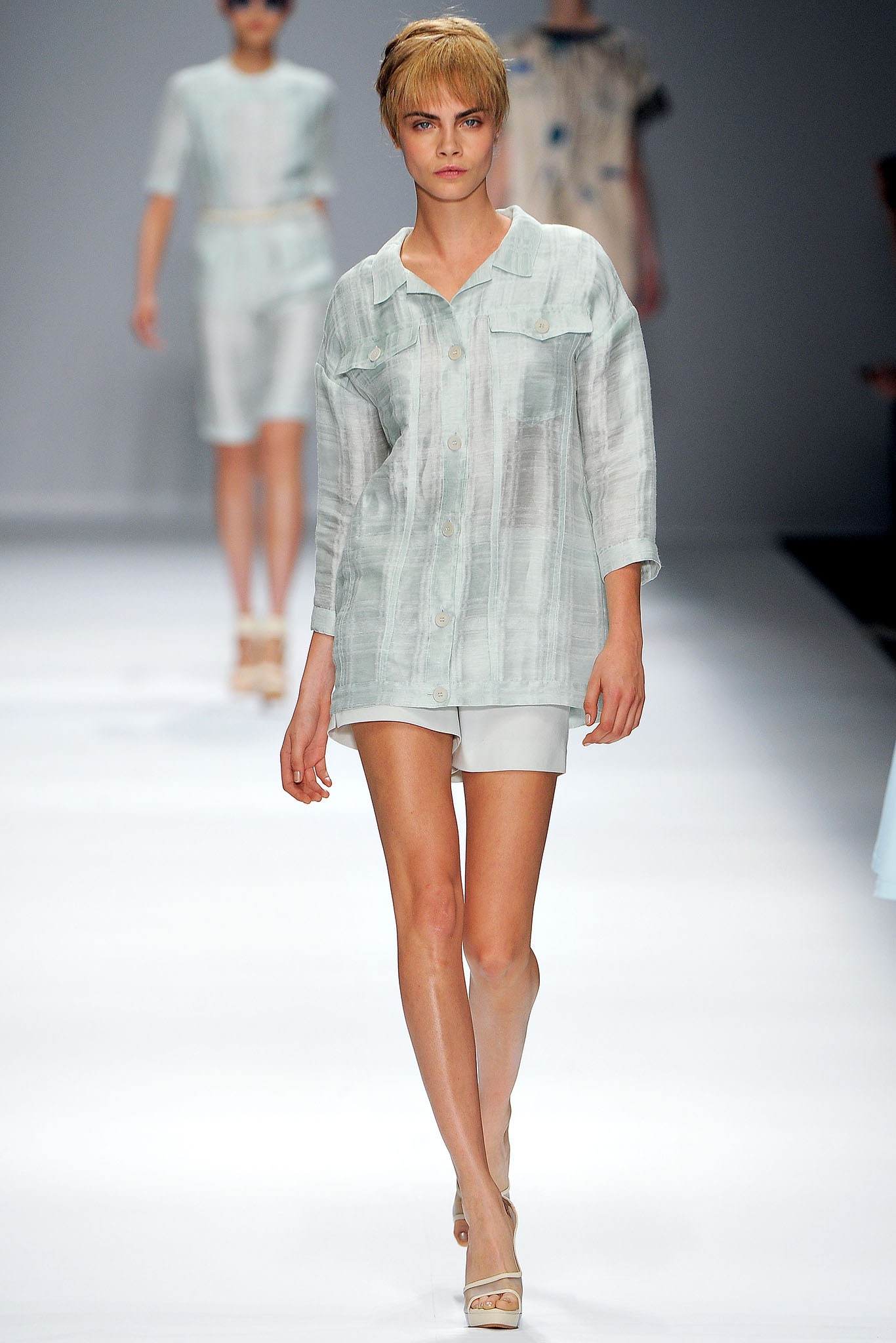 Cacharel S/S 13 Look 32
