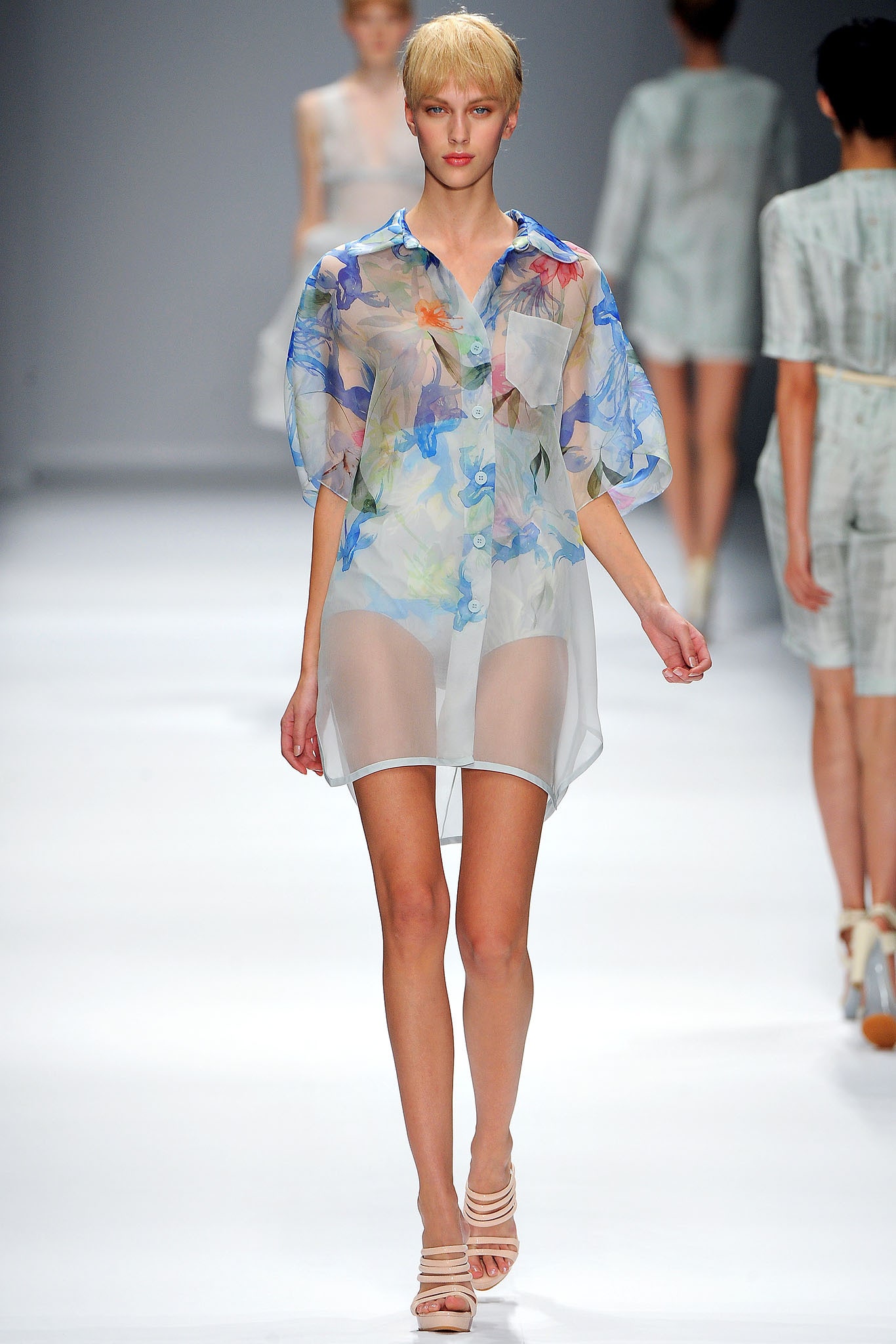 Cacharel S/S 13 Look 50