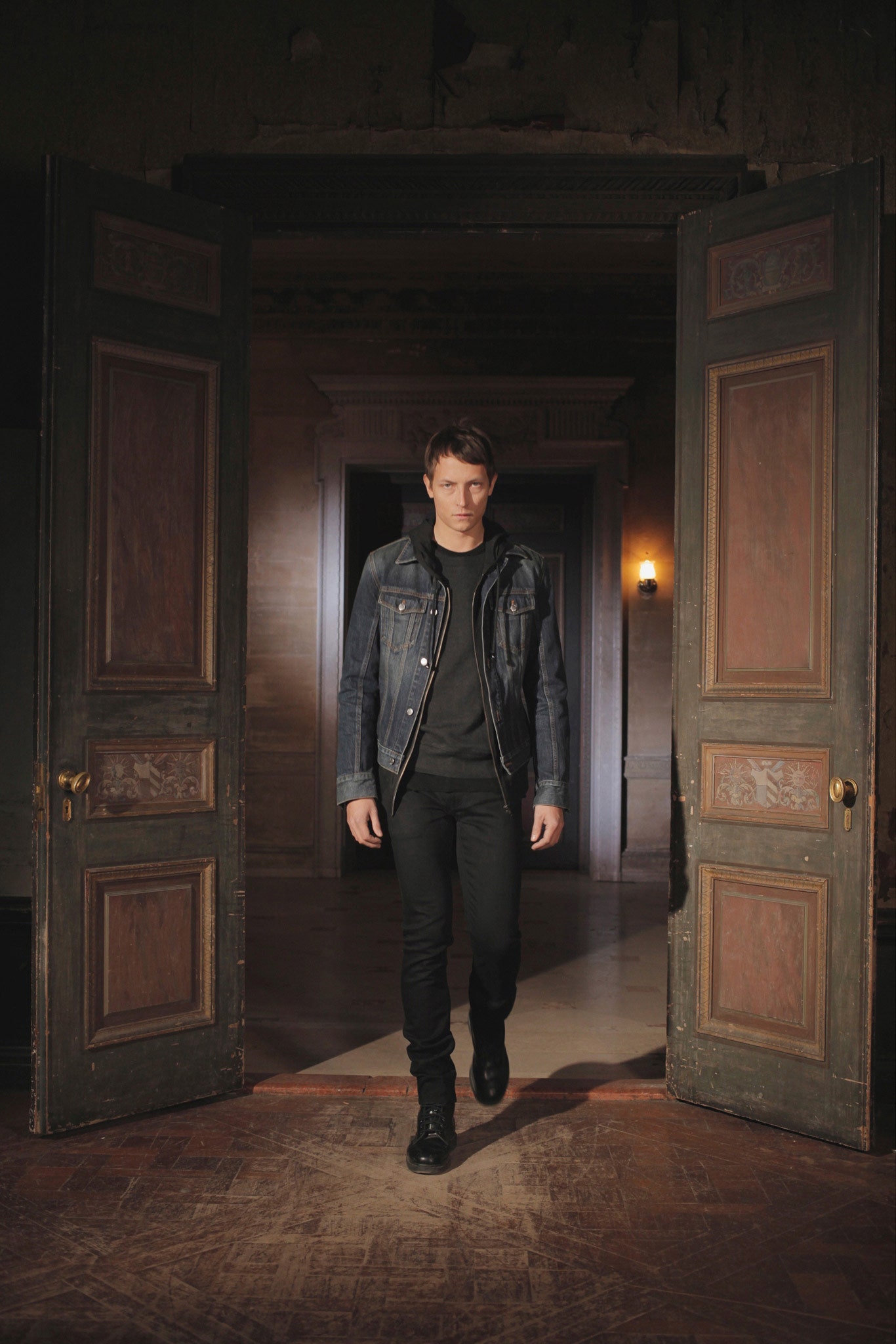 blue denim fitted jacket