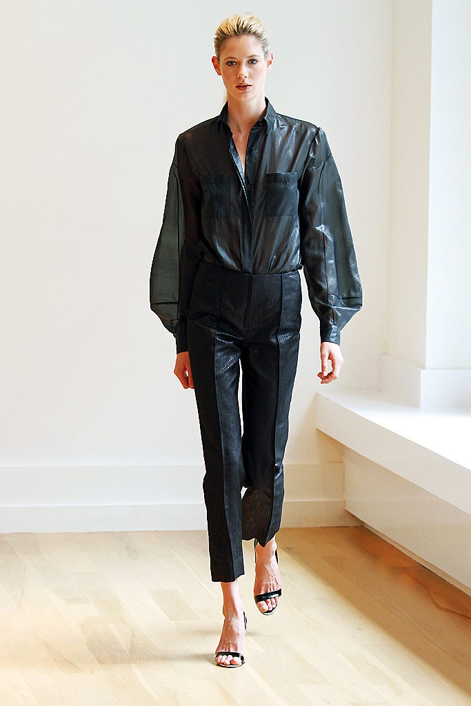 Bill Blass Resort 11 Look 117