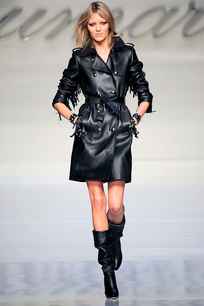 Blumarine F/W 10 Look 1