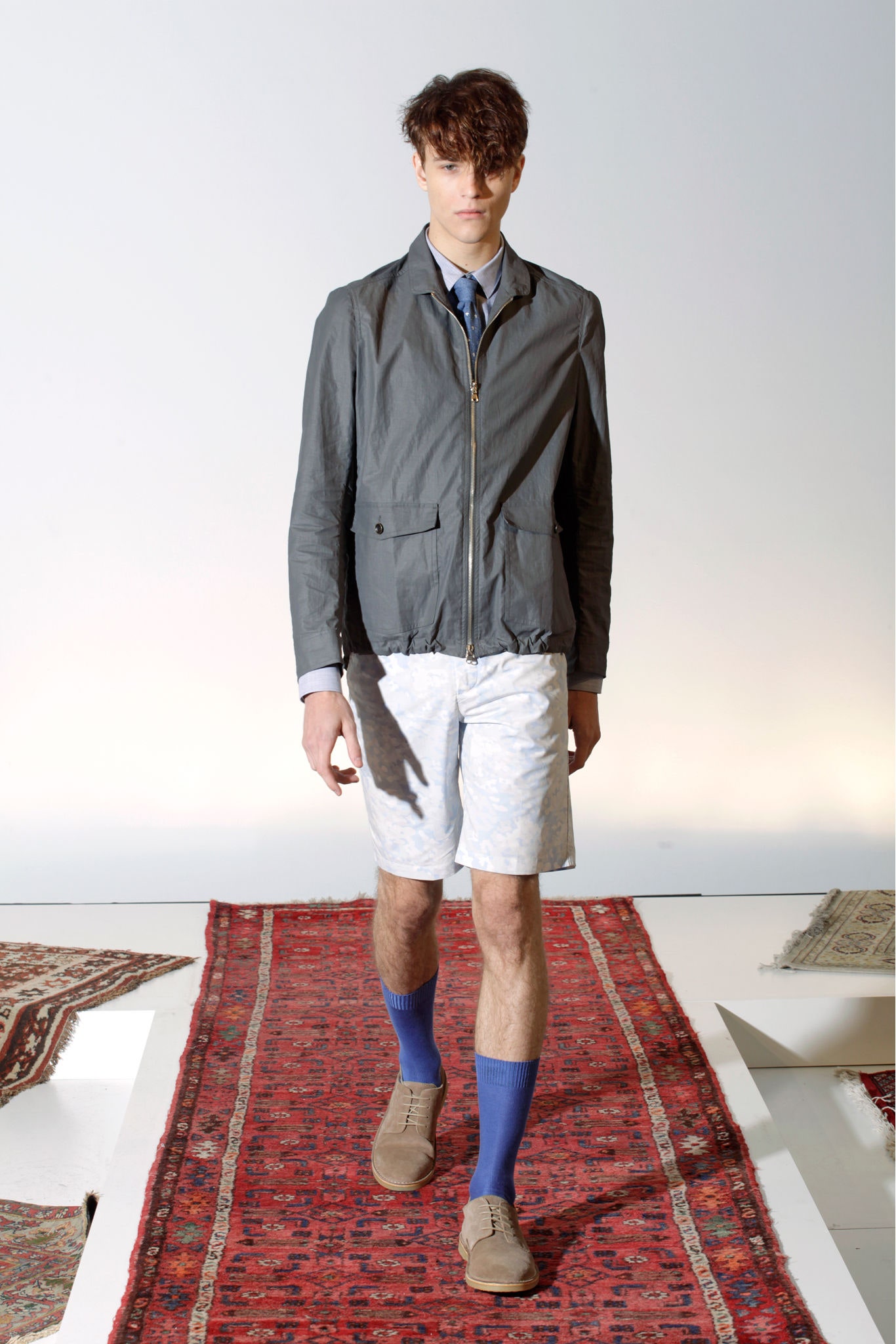 blue knit knee-high textured socks