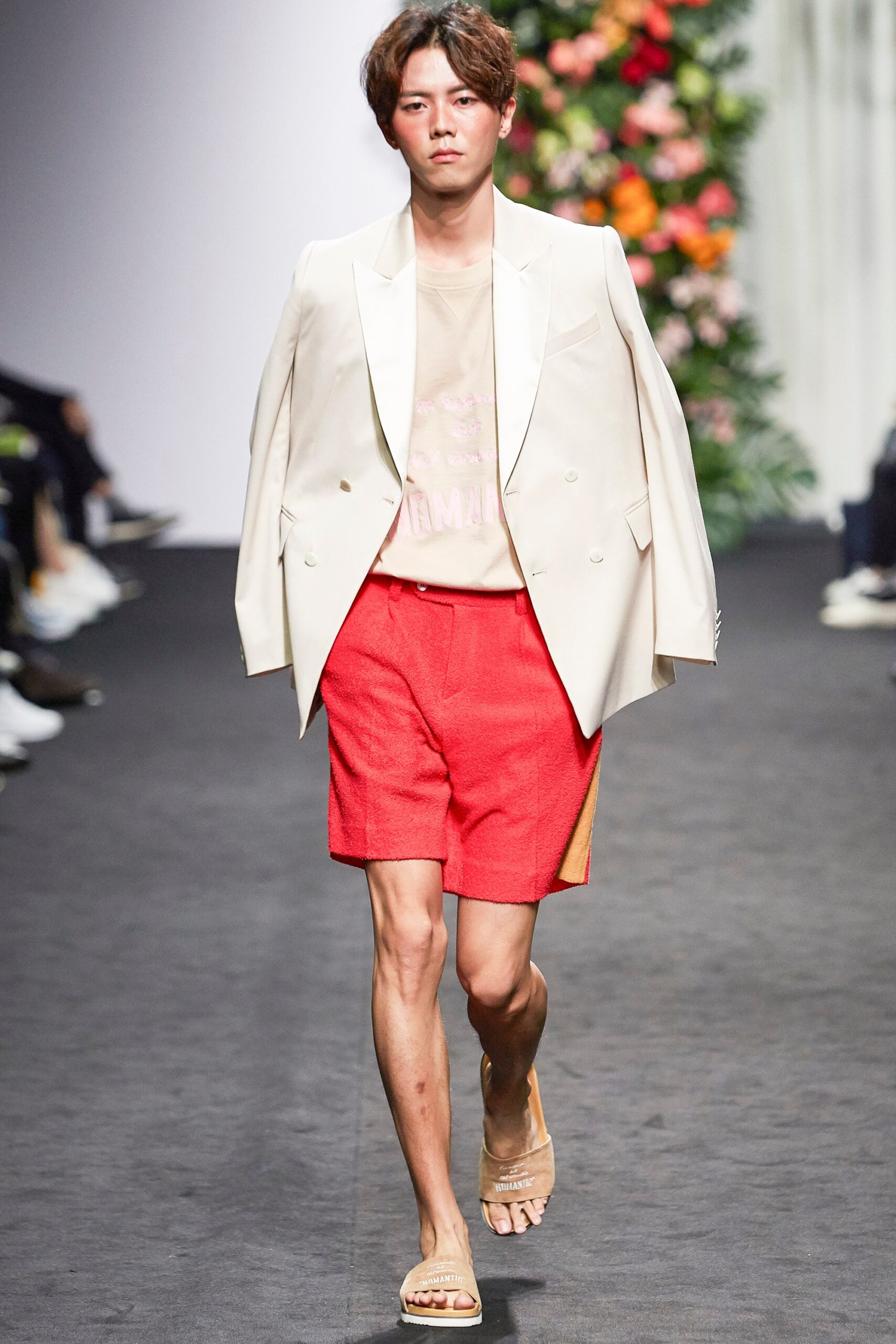 Beyond Closet Seoul S/S 16 Look 150