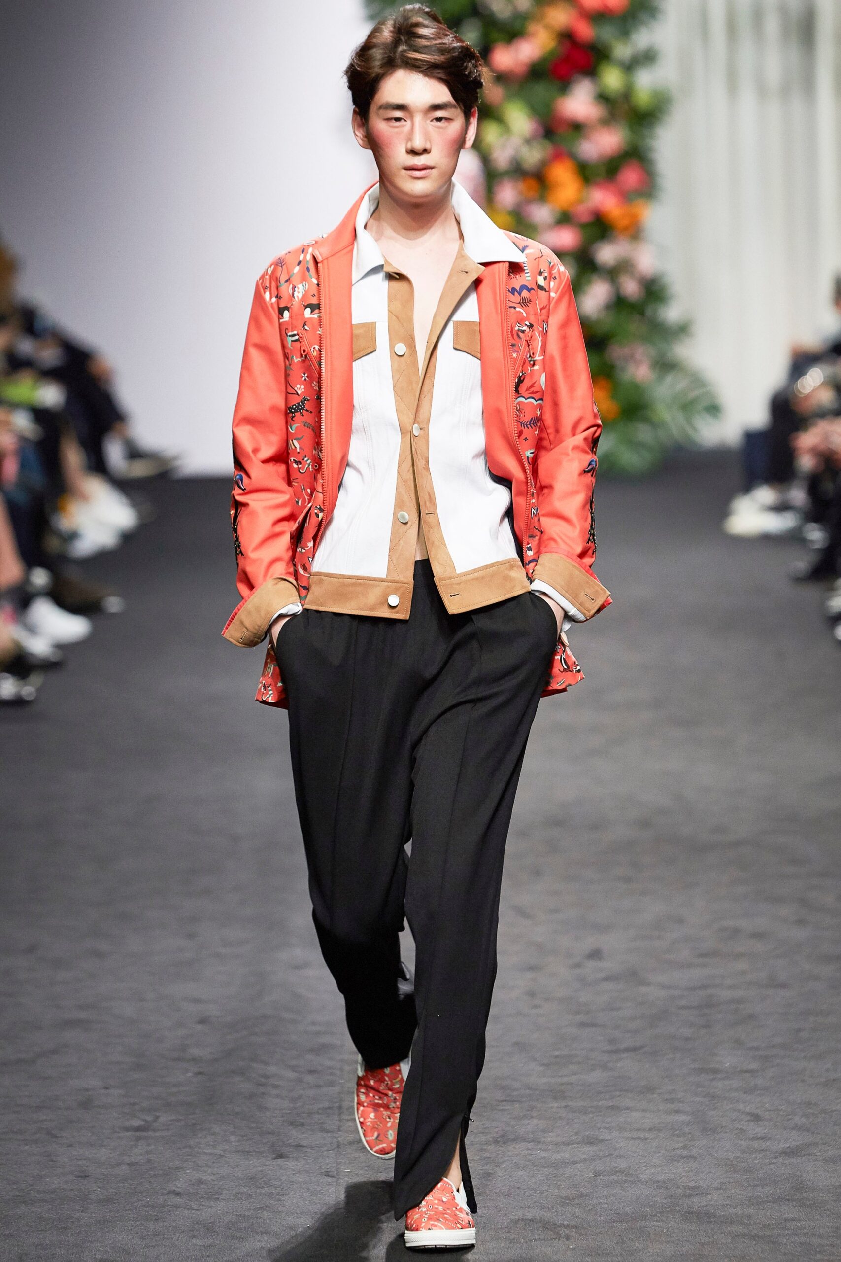 Beyond Closet Seoul S/S 16 Look 210