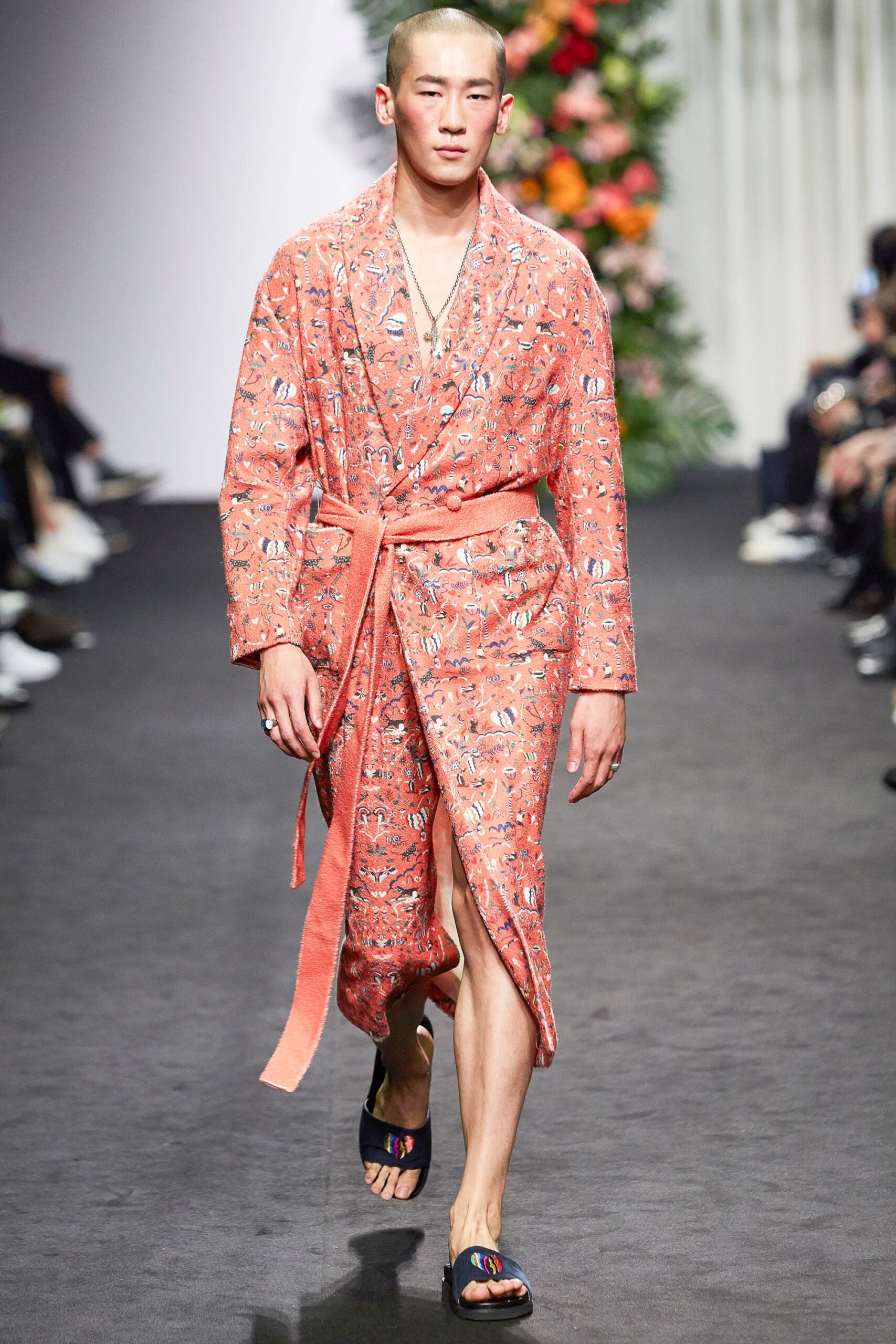 Beyond Closet Seoul S/S 16 Look 230