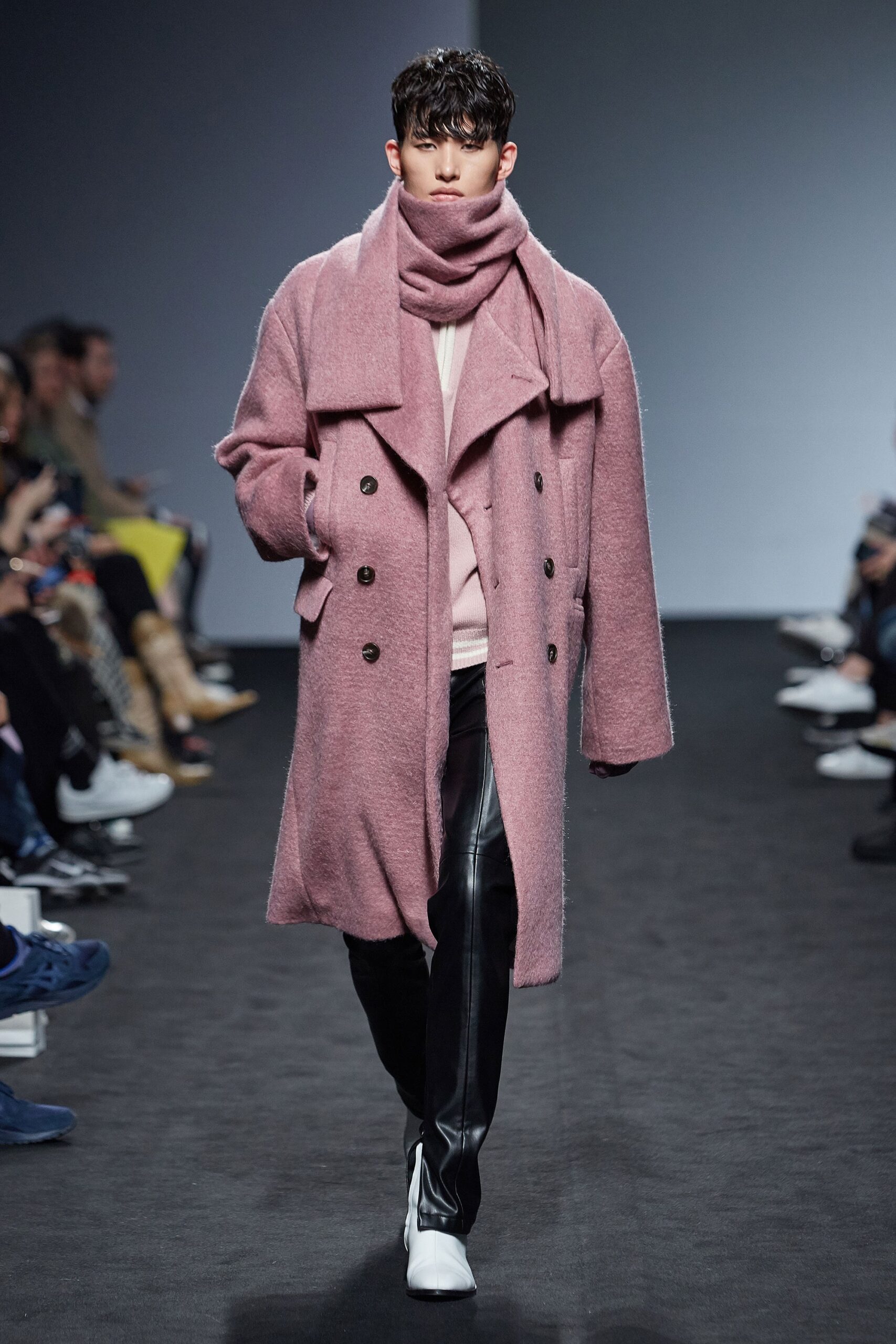 Blindness Seoul F/W 16 Look 44
