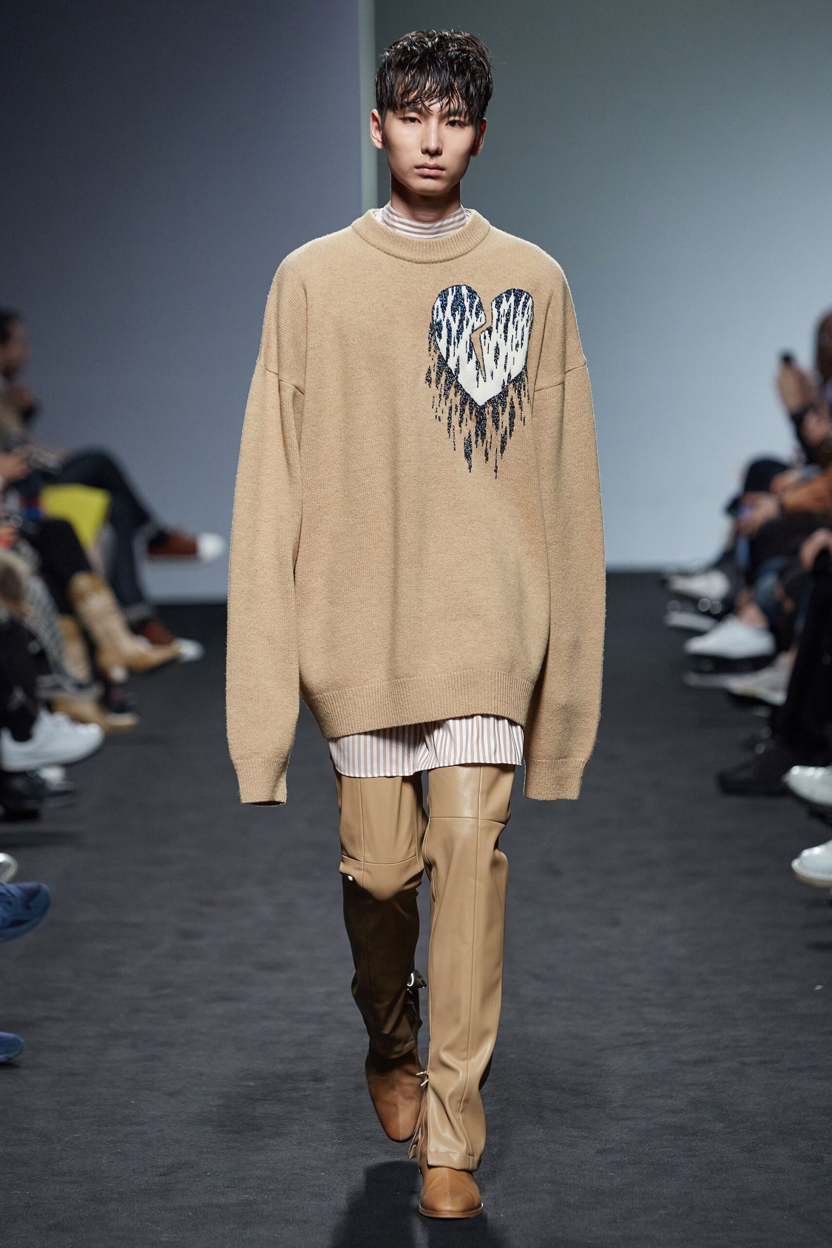 Blindness Seoul F/W 16 Look 128