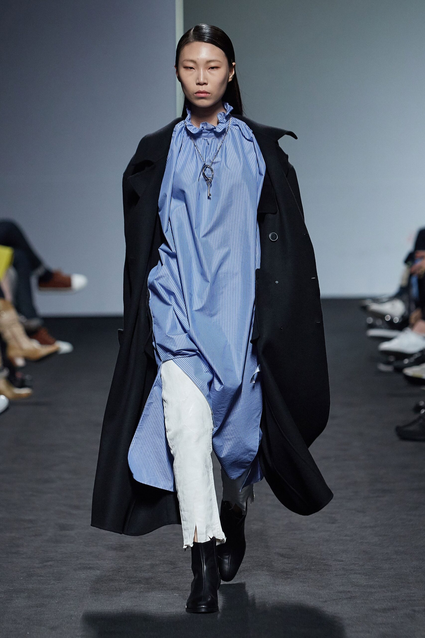 Blindness Seoul F/W 16 Look 144
