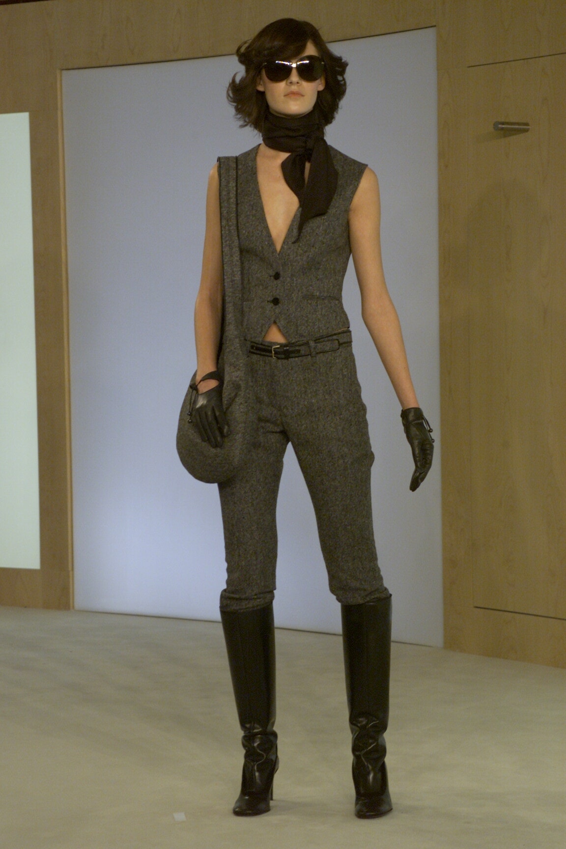 Bottega Veneta F/W 00 Look 71