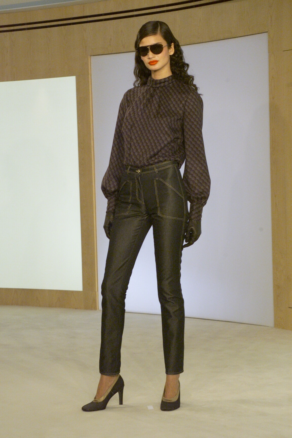 Bottega Veneta F/W 00 Look 161