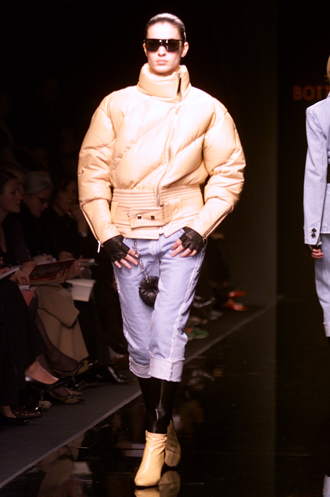 Bottega Veneta F/W 01 Look 28