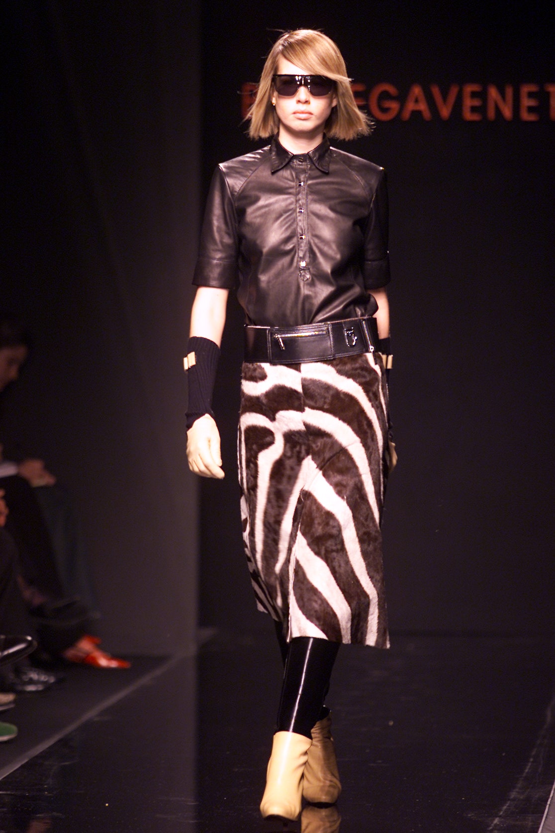 Bottega Veneta F/W 01 Look 43
