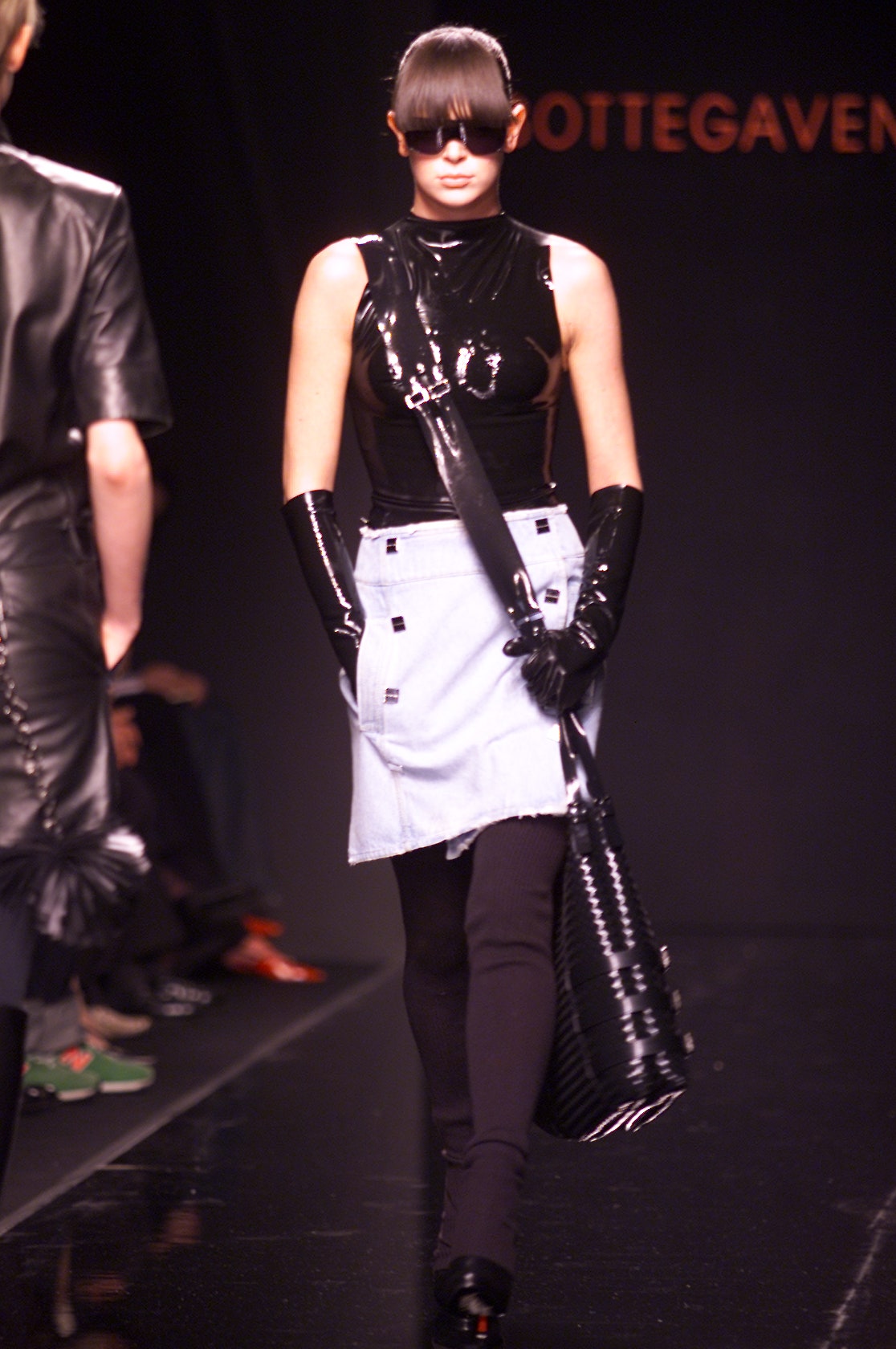 Bottega Veneta F/W 01 Look 58