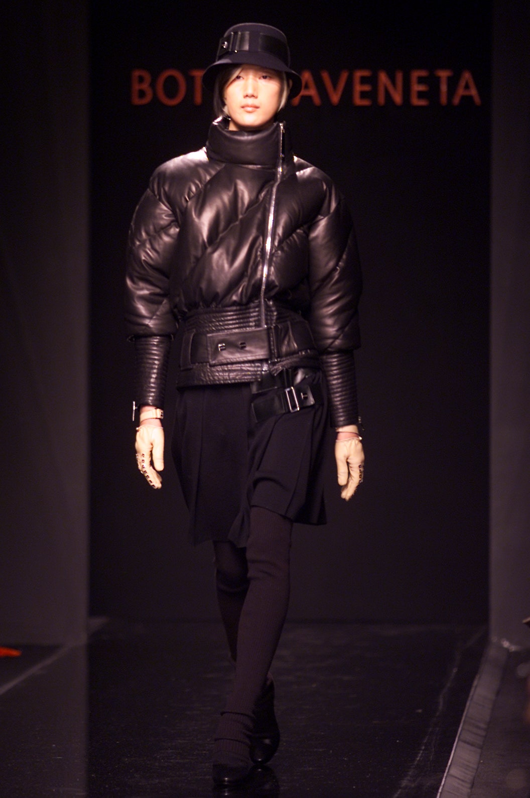 Bottega Veneta F/W 01 Look 213