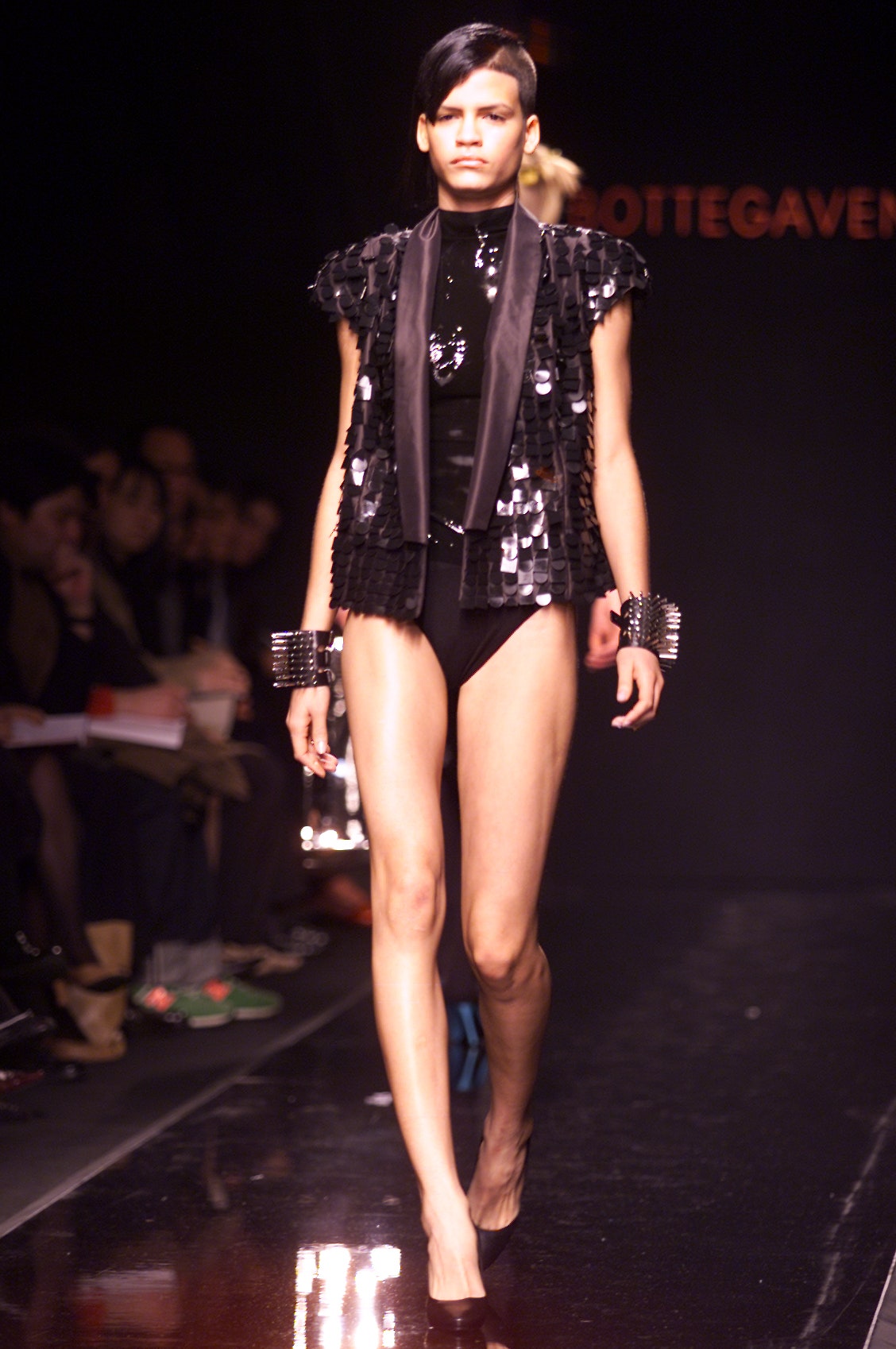 Bottega Veneta F/W 01 Look 239