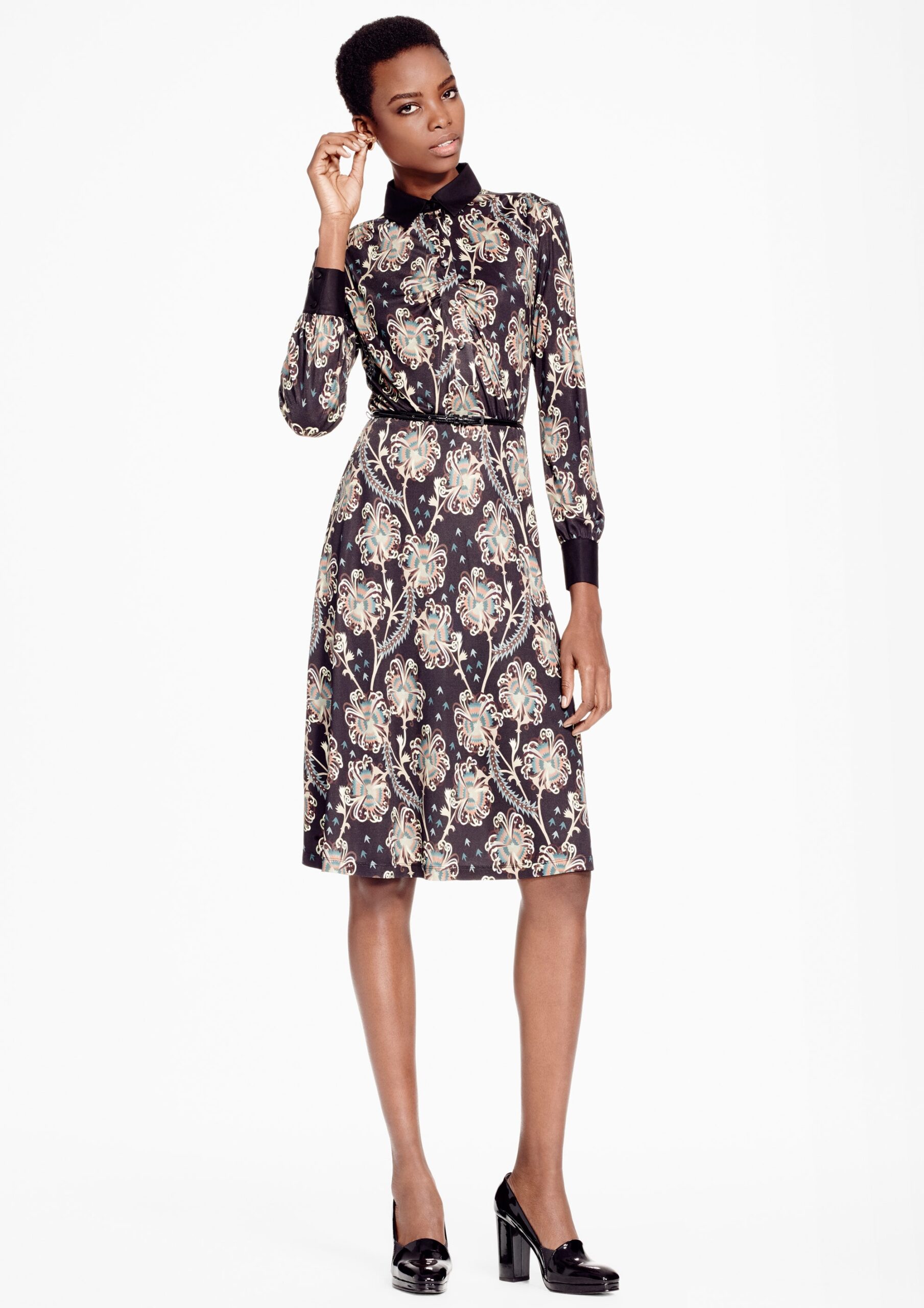 black unknown long-sleeve collared fitted printed a-line midi-dress
