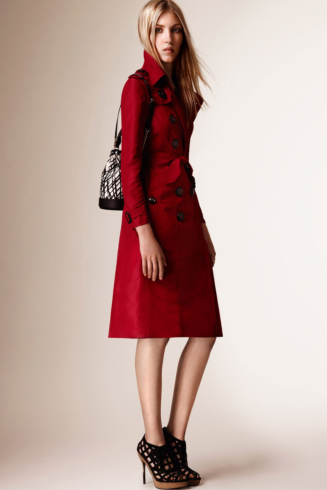 Burberry Resort 16 Look 11