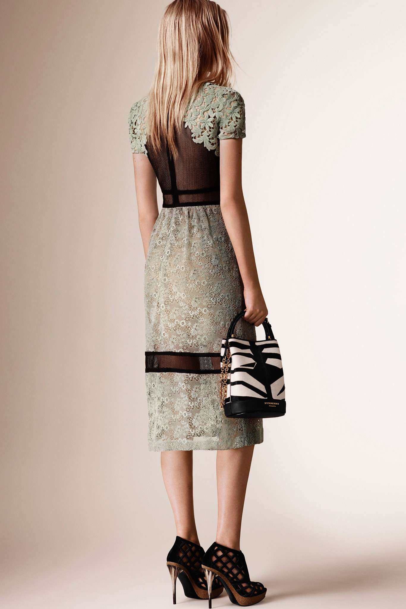 Burberry Resort 16 Look 124