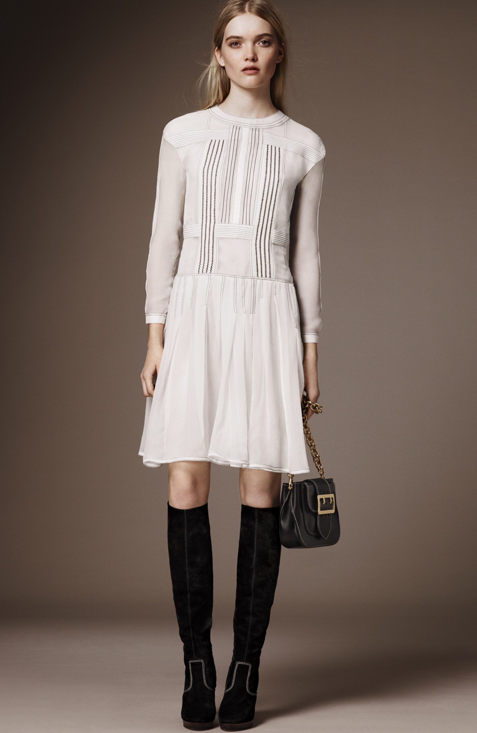 Burberry F/W 16 Look 319