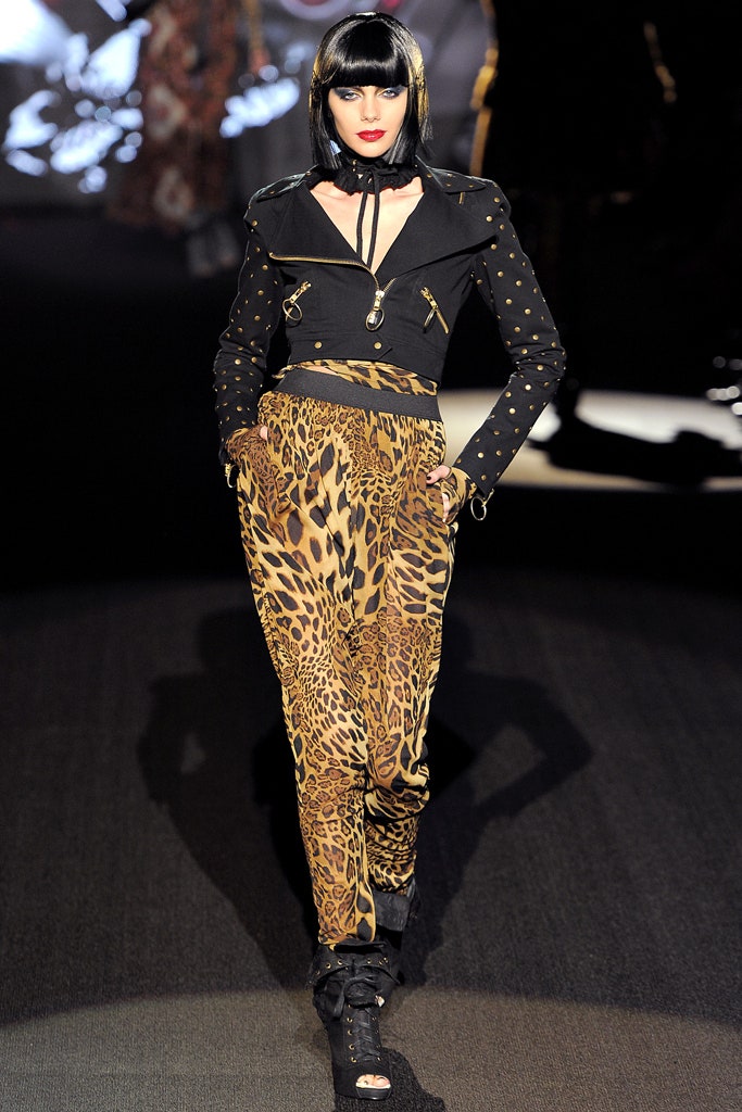 Betsey Johnson F/W 11 Look 123