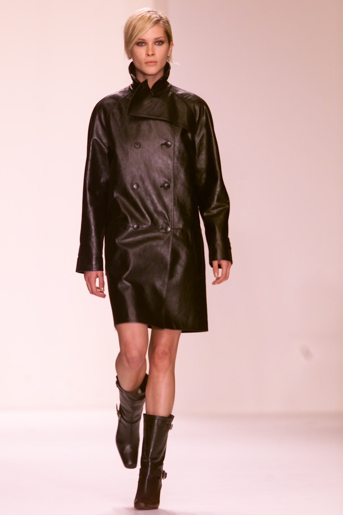Calvin Klein Collection F/W 01 Look 5