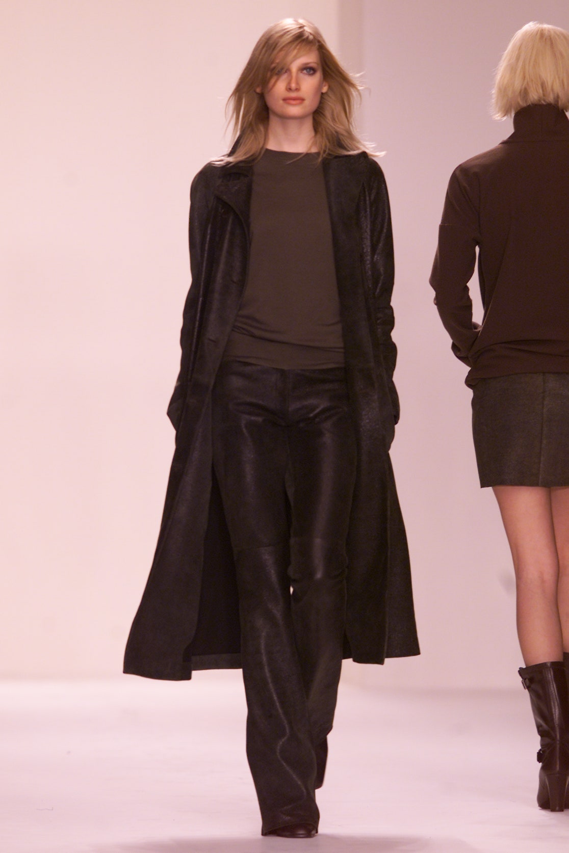 Calvin Klein Collection F/W 01 Look 81