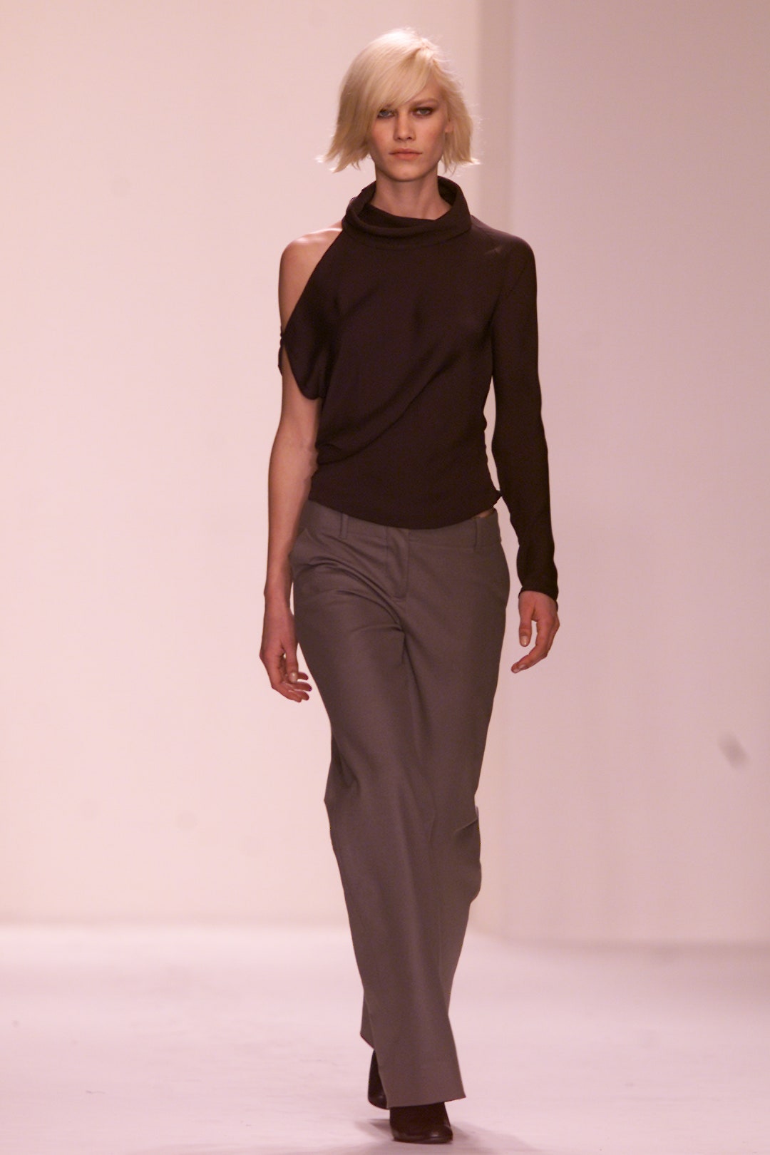 Calvin Klein Collection F/W 01 Look 186