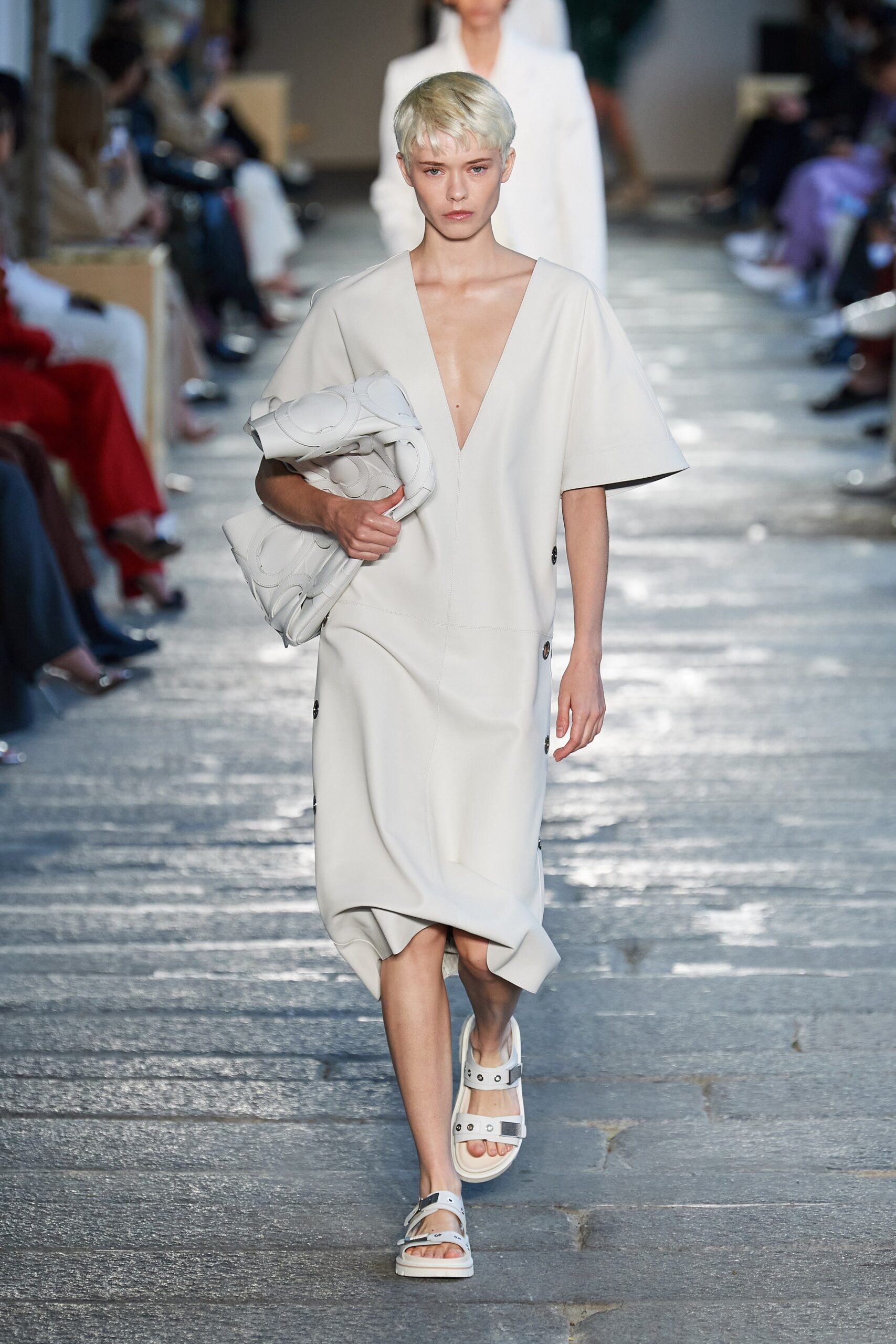 Boss S/S 21 Look 285