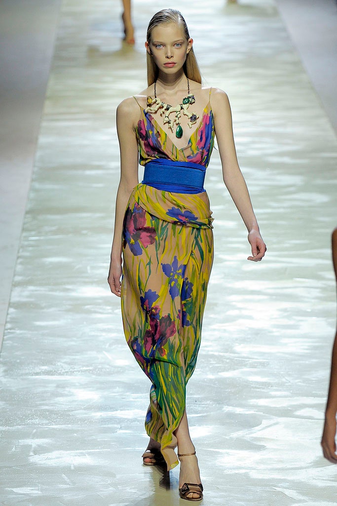 Blumarine S/S 09 Look 25