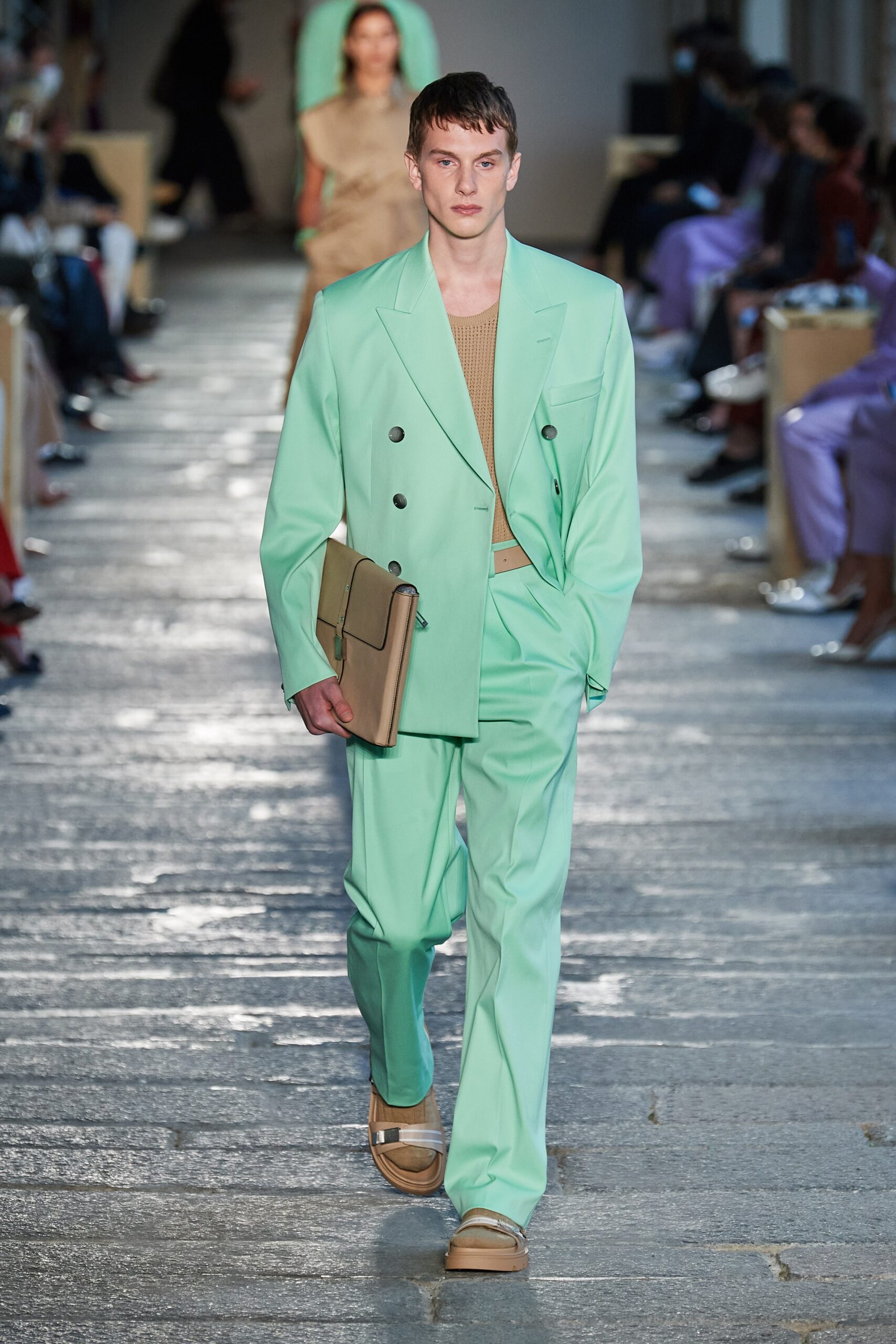 Boss S/S 21 Look 483