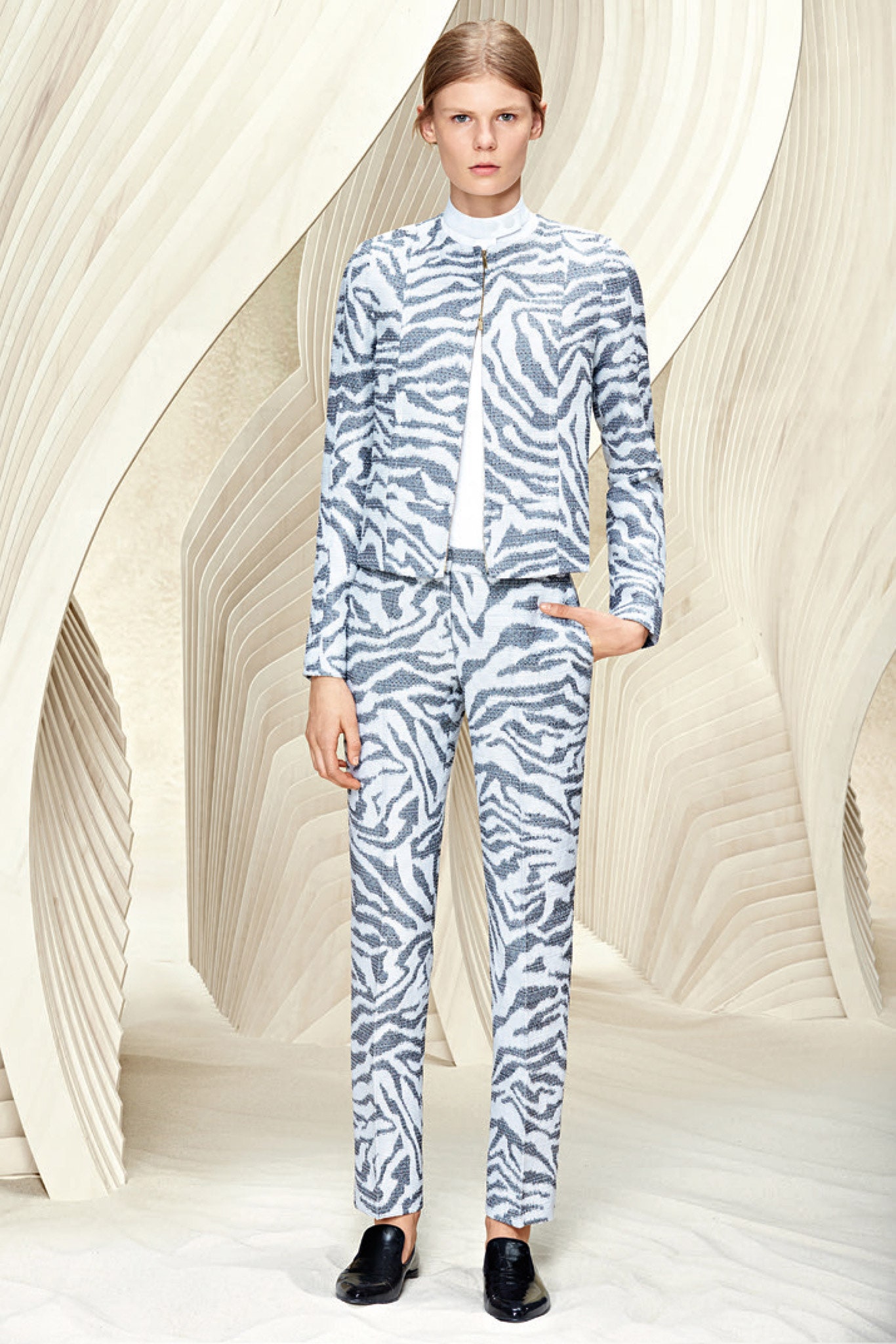 white knit long-sleeve high-neck tailored animal-print zippered jacket
