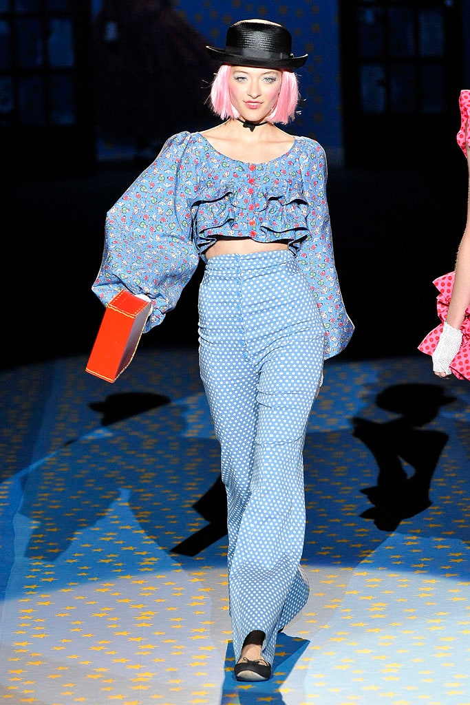 blue floral ruffled cropped top