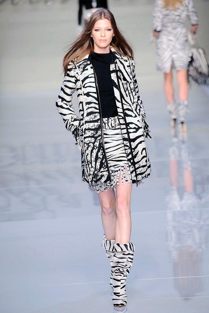 Blumarine F/W 10 Look 75
