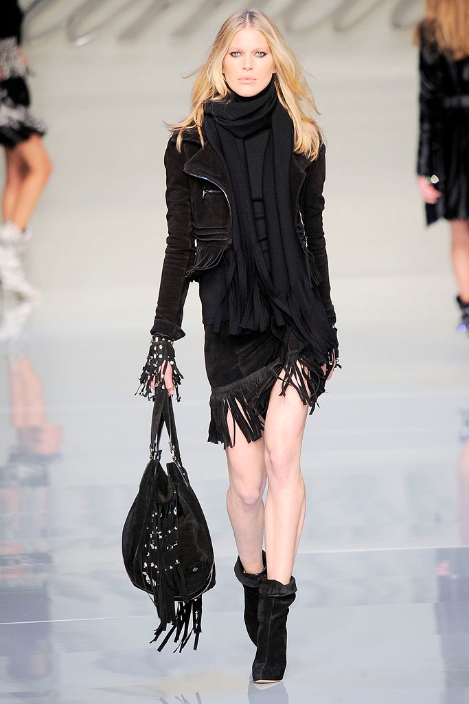 Blumarine F/W 10 Look 49