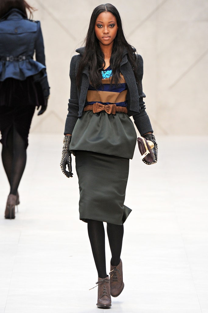 Burberry F/W 12 Look 239