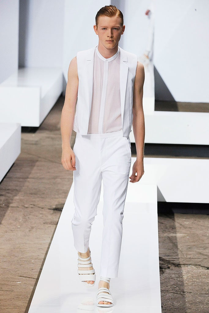 Boss S/S 10 Menswear Look 30