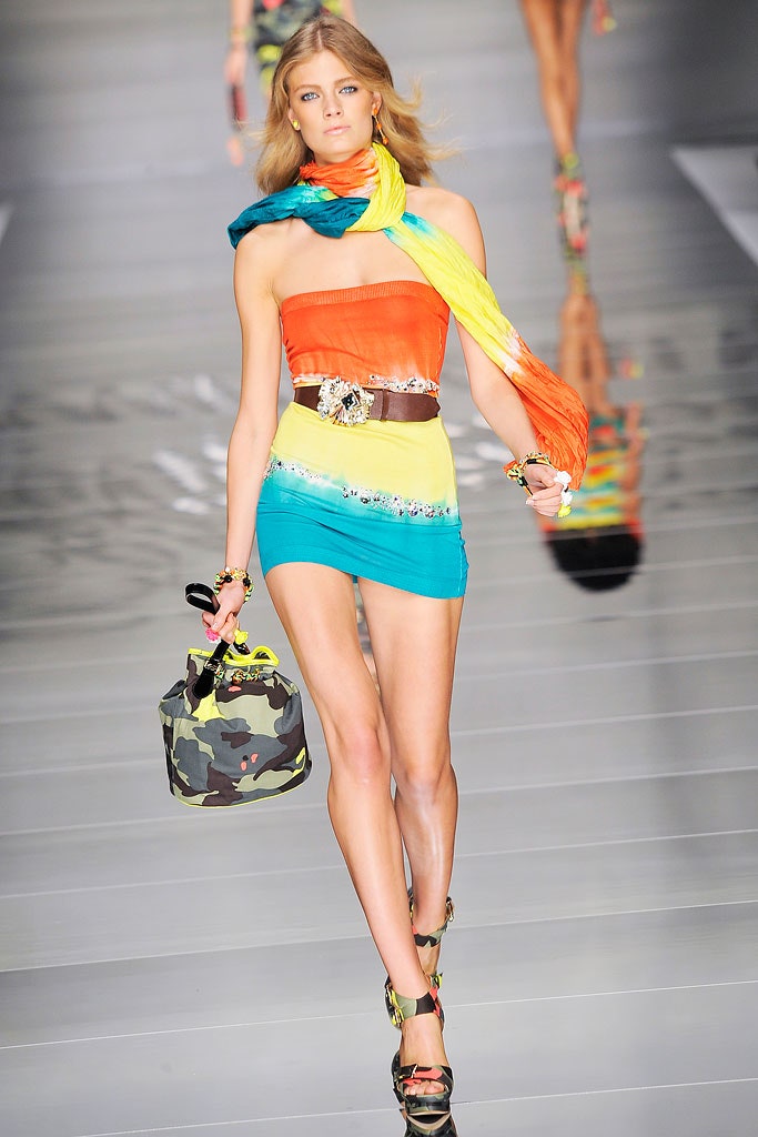 Blumarine S/S 10 Look 164