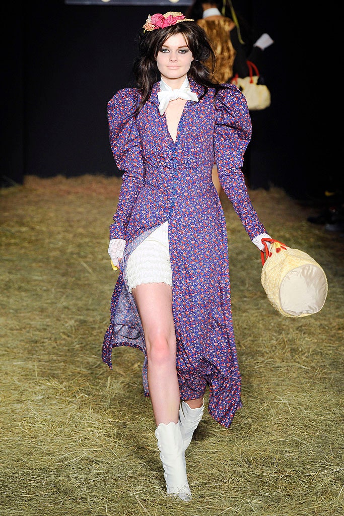 Betsey Johnson F/W 10 Look 115