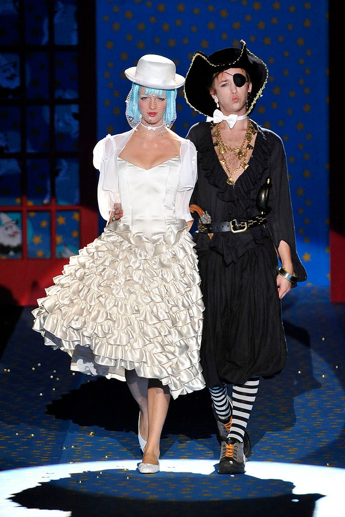 Betsey Johnson S/S 09 Look 211