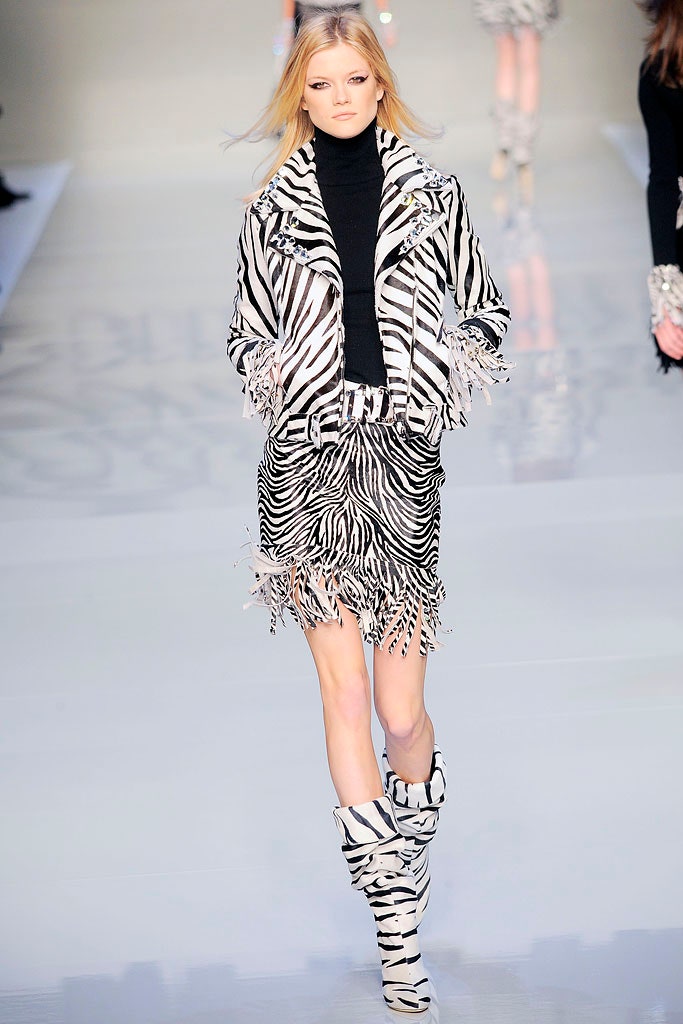 Blumarine F/W 10 Look 85