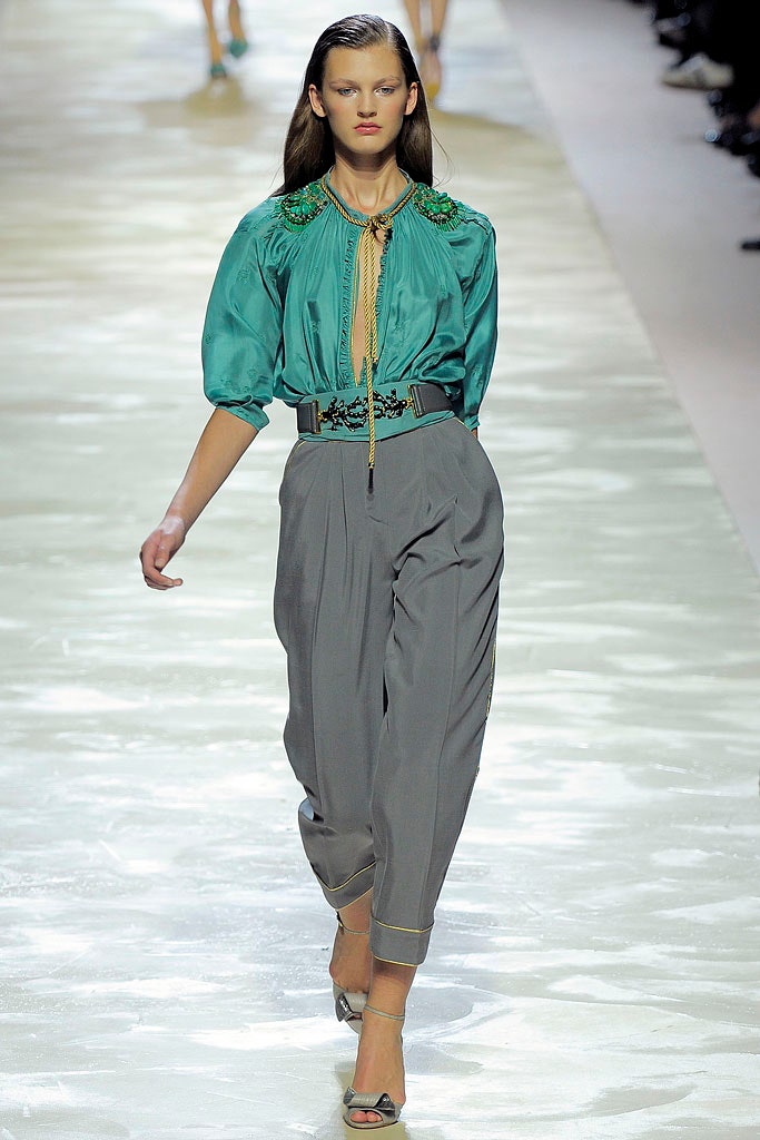 Blumarine S/S 09 Look 49