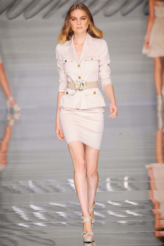 Blumarine S/S 10 Look 98