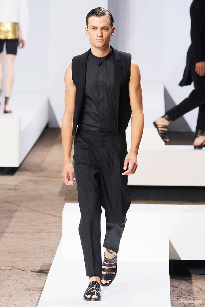 Boss S/S 10 Menswear Look 153
