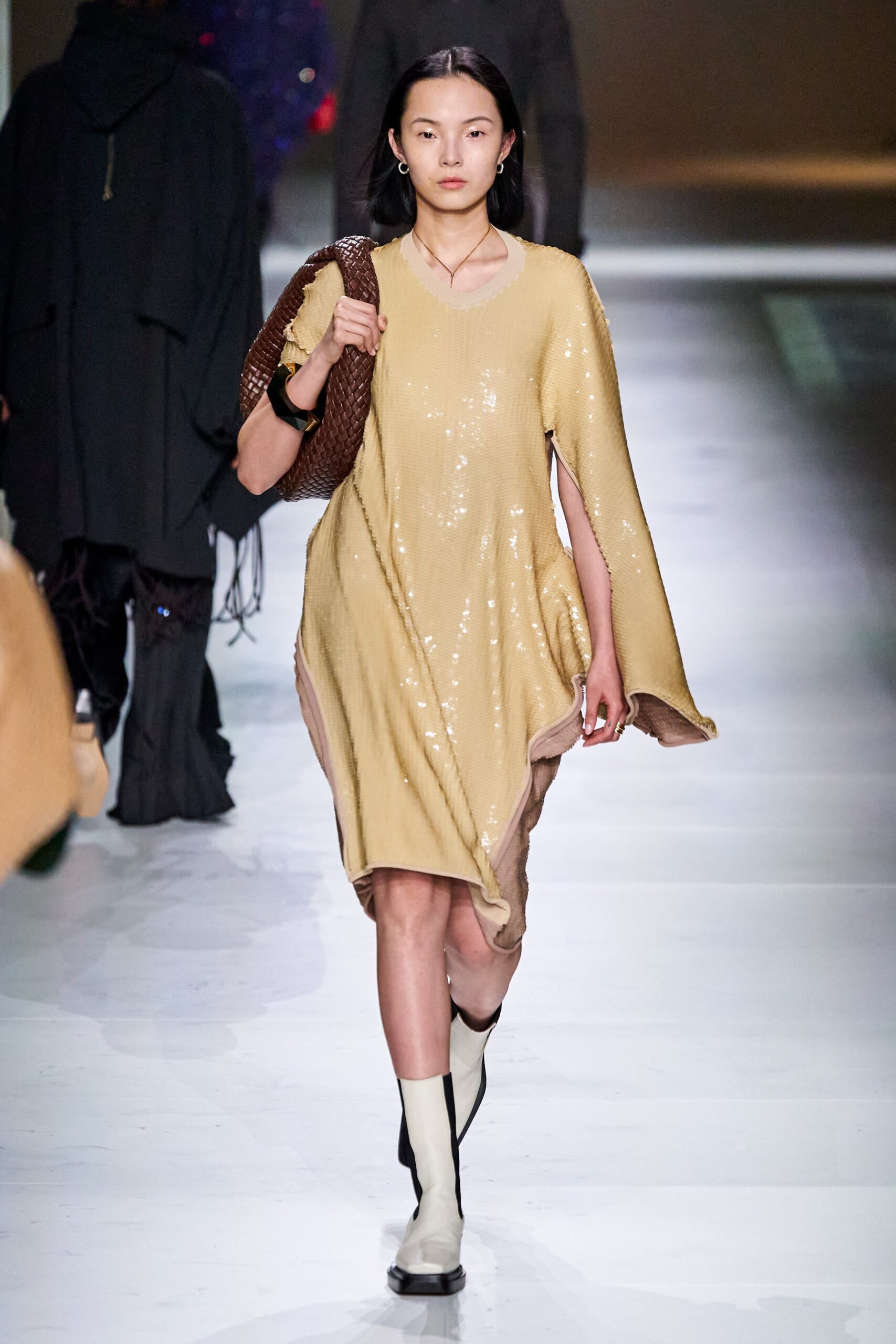 Bottega Veneta F/W 20 Look 408