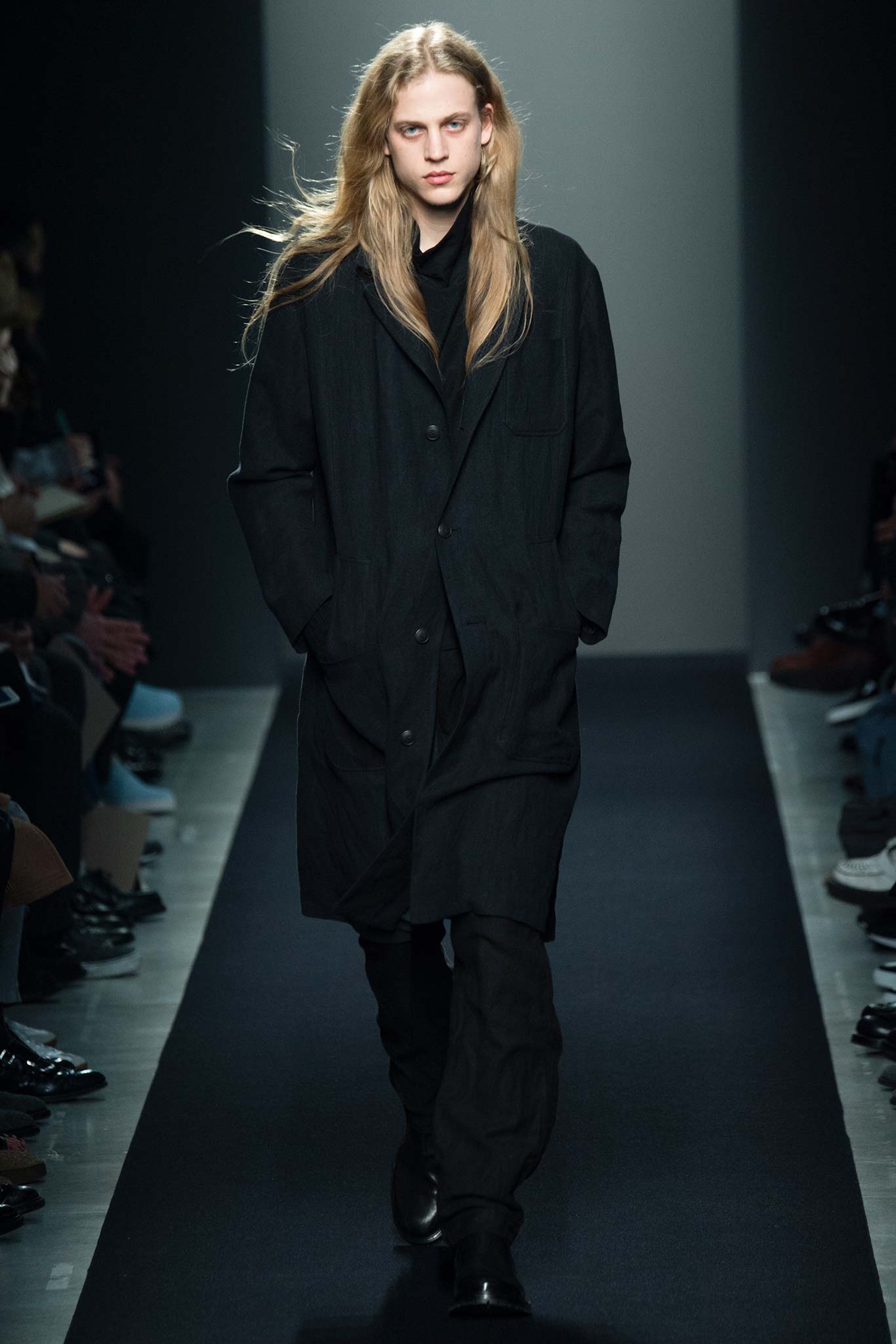 Bottega Veneta F/W 15 Menswear Look 1