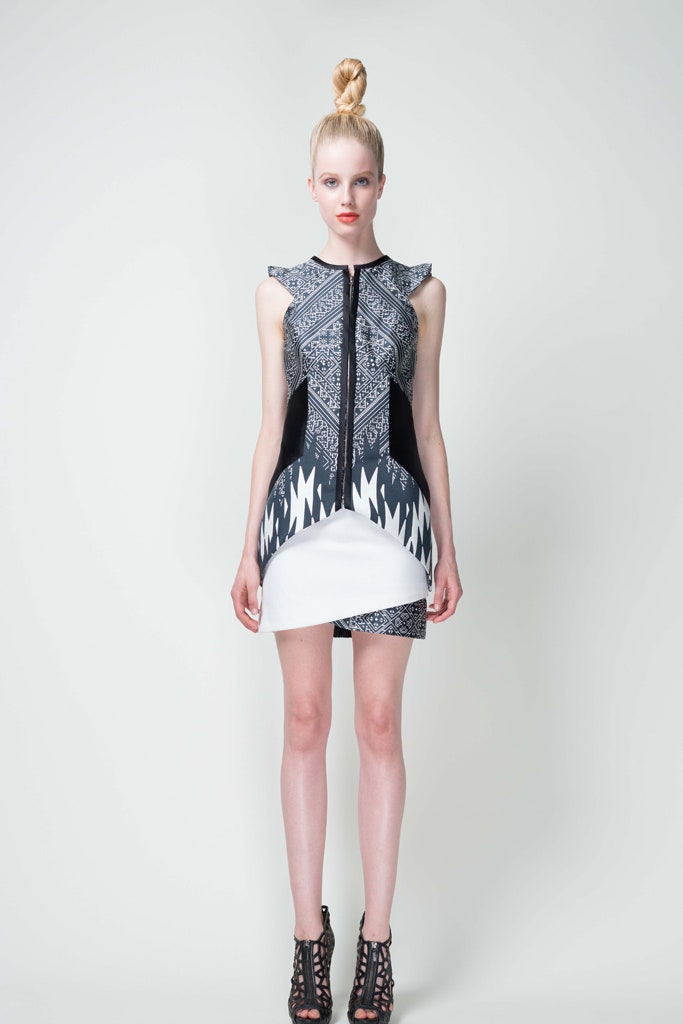 Bibhu Mohapatra Resort 13 Look 1